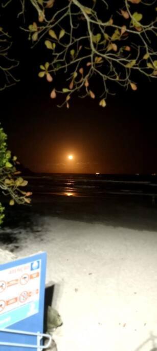 Apto Praia Do Tombo Гуаружа Экстерьер фото